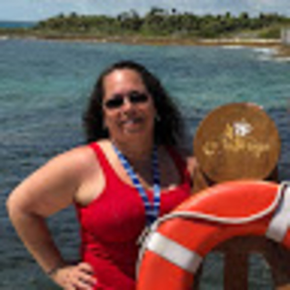 Meet your Posher, Monique - Picture 1 of 1